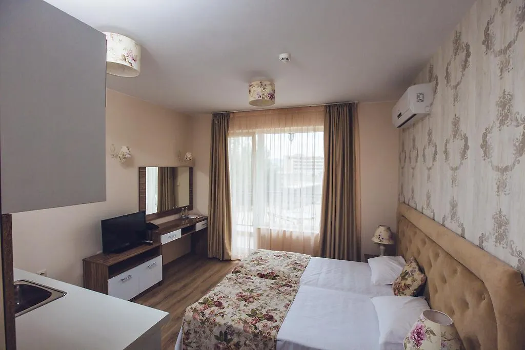 Avenue Deluxe Hotel Sunny Beach 4*,